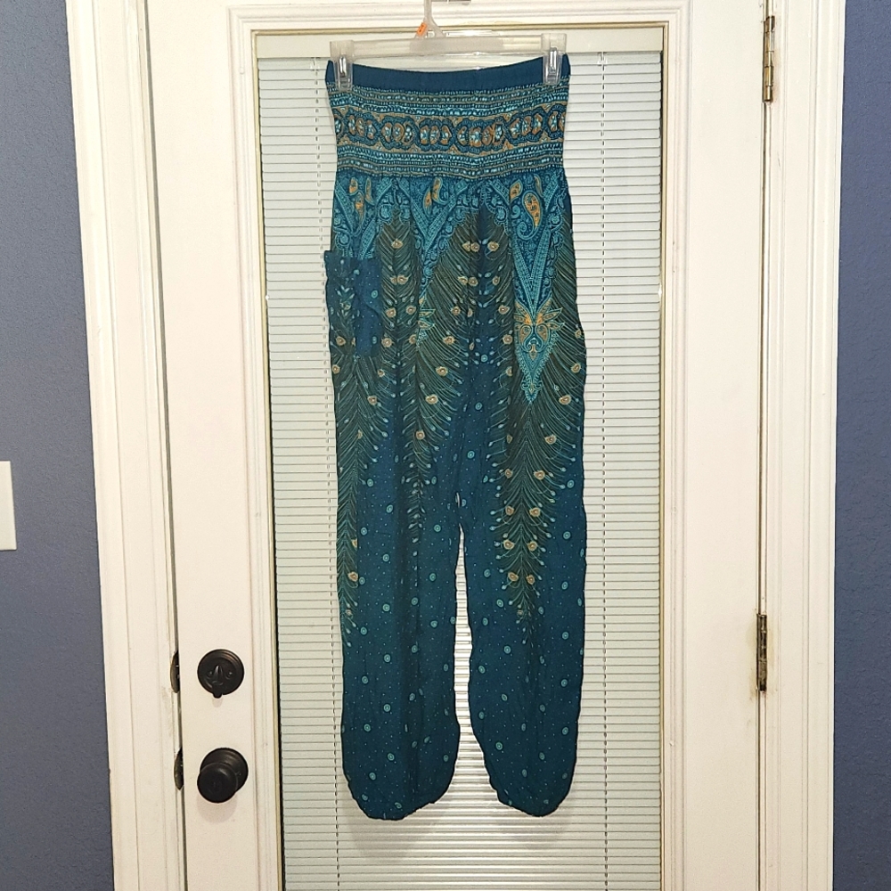 Womans gypsy/yoga pants